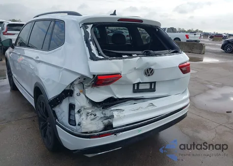 2021 Volkswagen Tiguan 2.0T Se/2.0T Se R-Line Black/2.0T Sel z USA, uszkodzony, nr VIN 3VV3B7AX5MM070111